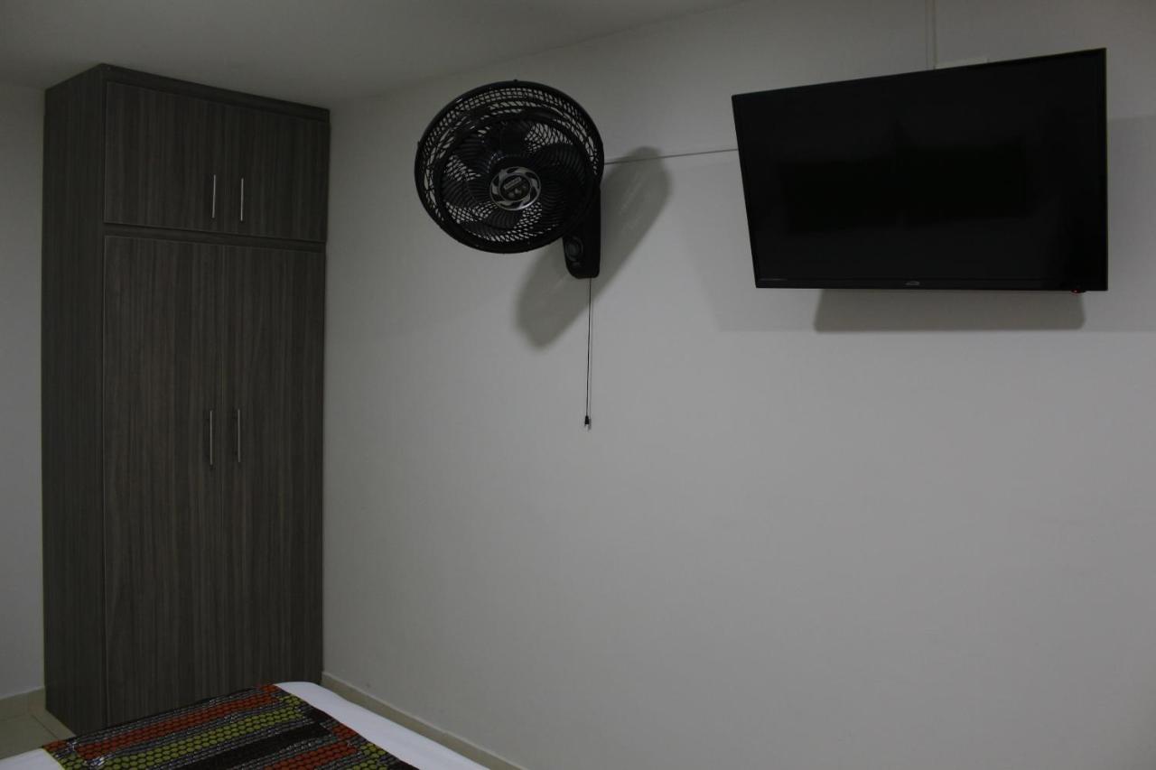 Hotel Pereira 421 ภายนอก รูปภาพ